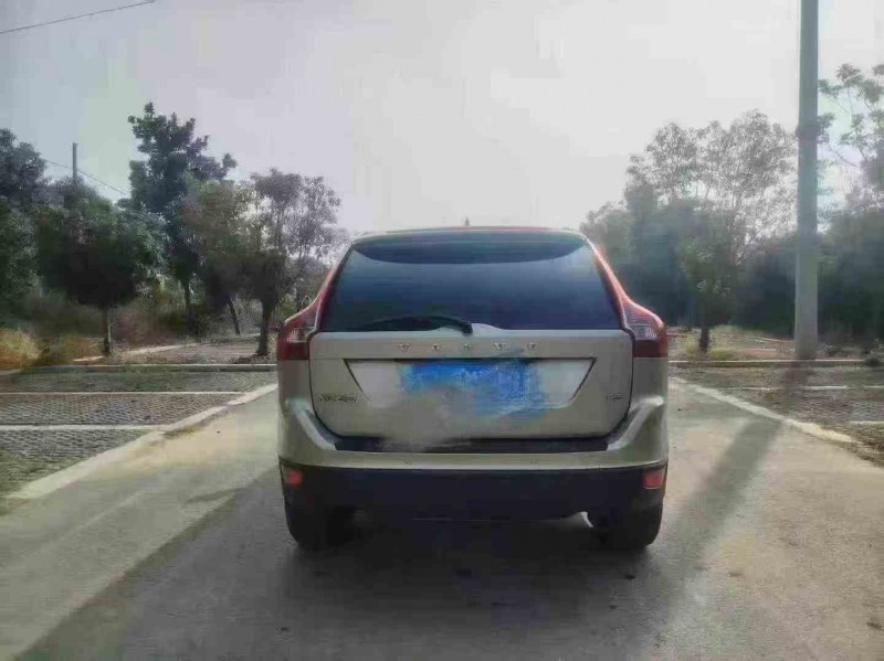 苏州13年沃尔沃XC609