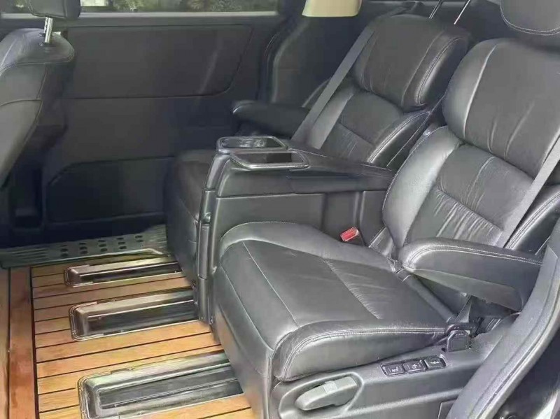 新余18年本田艾力绅5