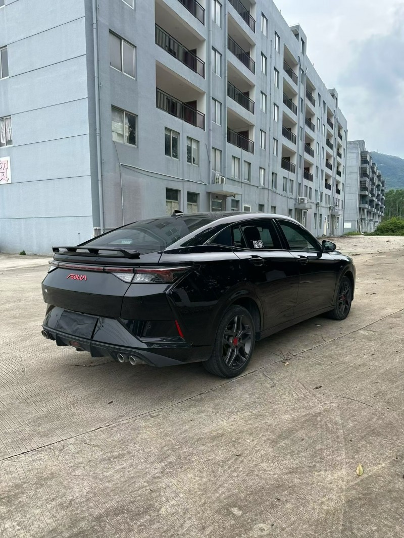 厦门22年东风奕炫8