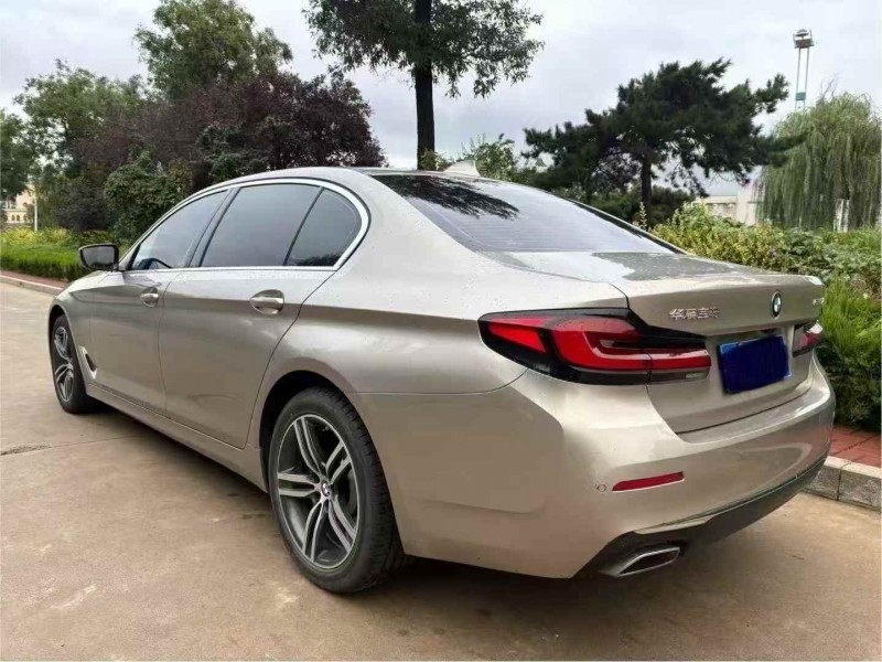 潍坊21年宝马5系8