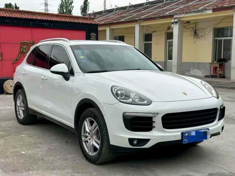 淄博17年保时捷卡宴2