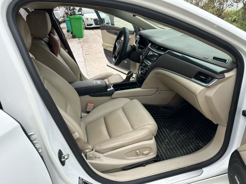 徐州14年凯迪拉克XTS8