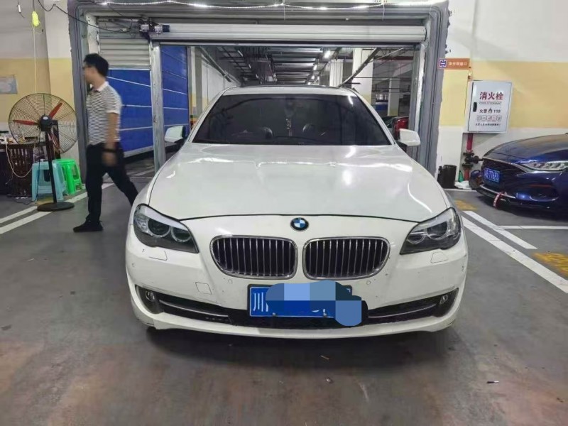 重庆12年宝马5系1