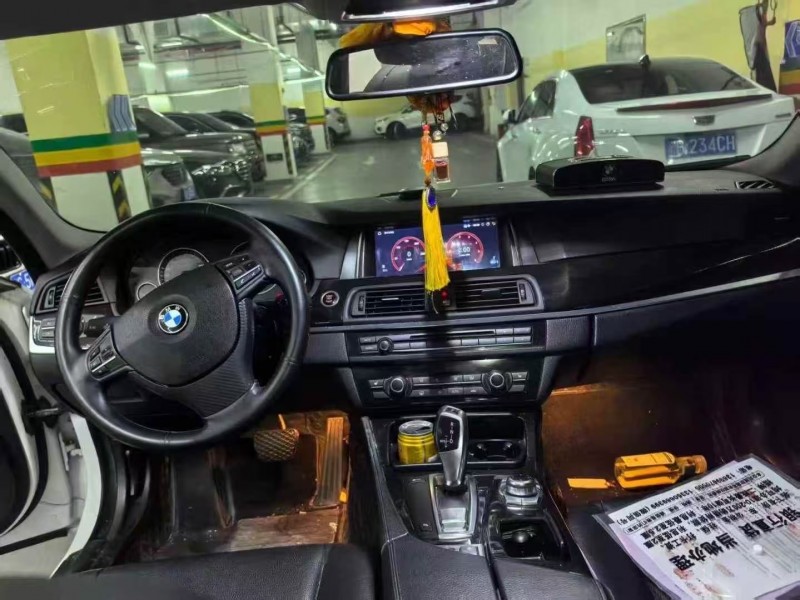 重庆12年宝马5系7