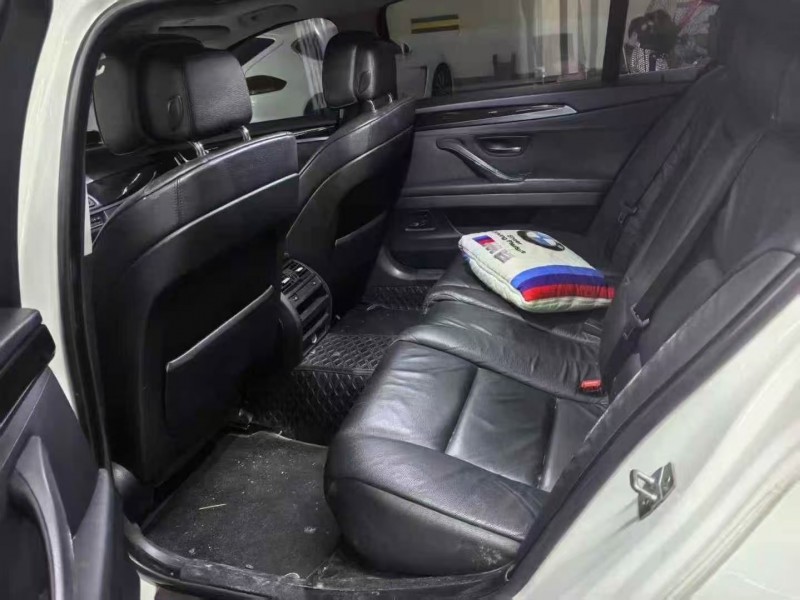 重庆12年宝马5系9