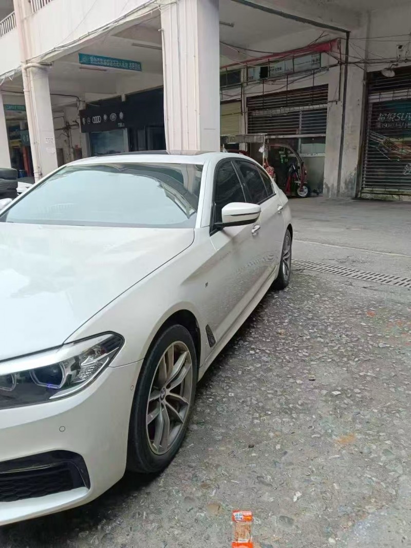 长沙18年宝马5系3