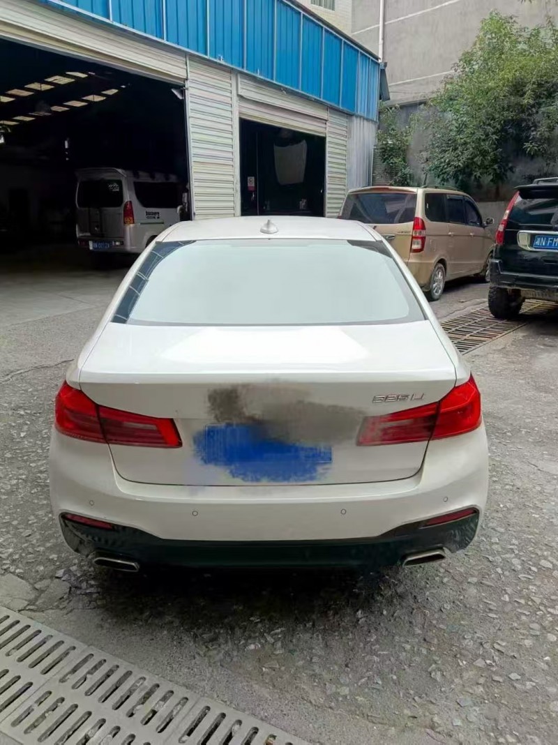 长沙18年宝马5系4