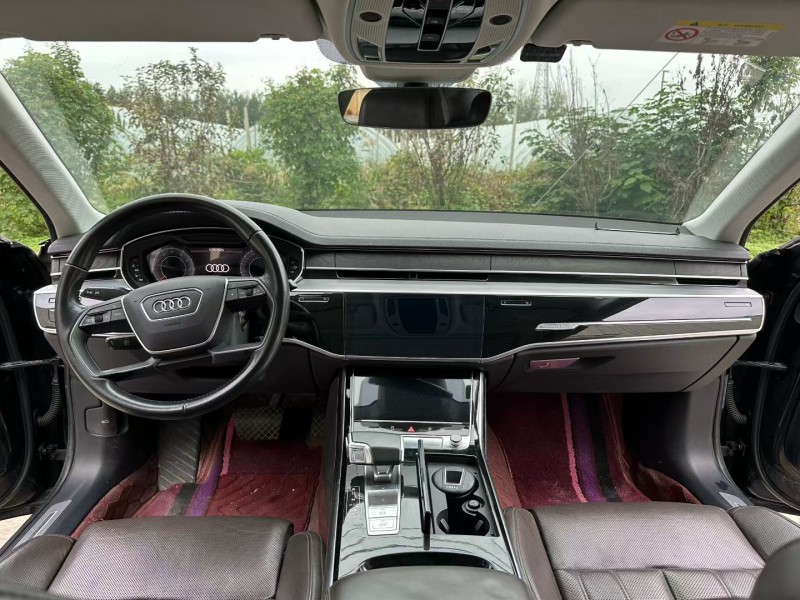 徐州20年奥迪A8L7