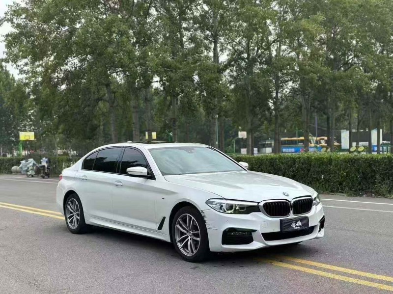 济南19年宝马5系3