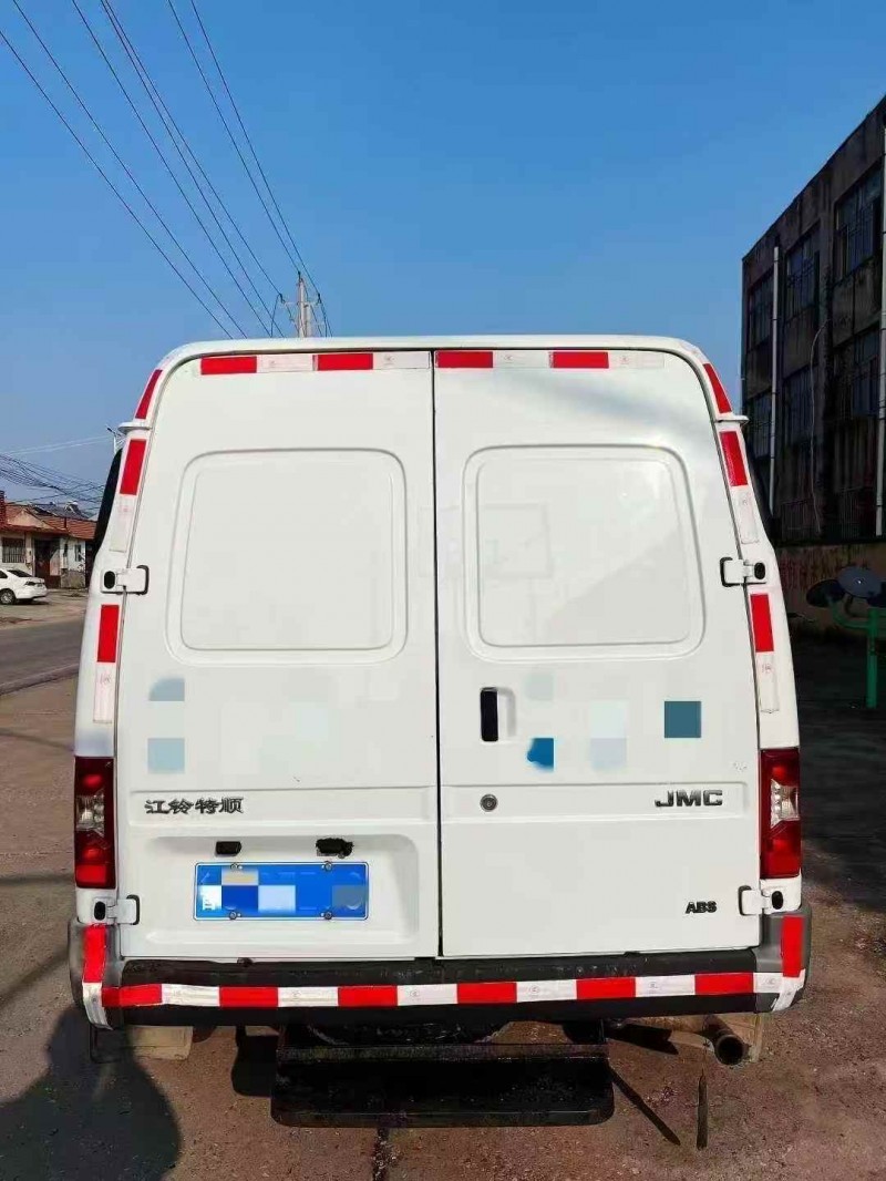 潍坊19年江铃特顺9