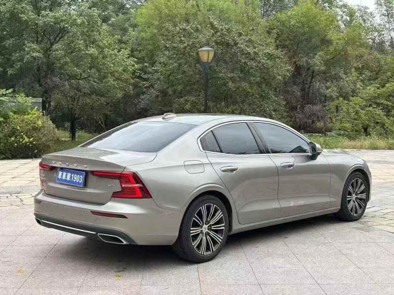 东营21年沃尔沃S60L7