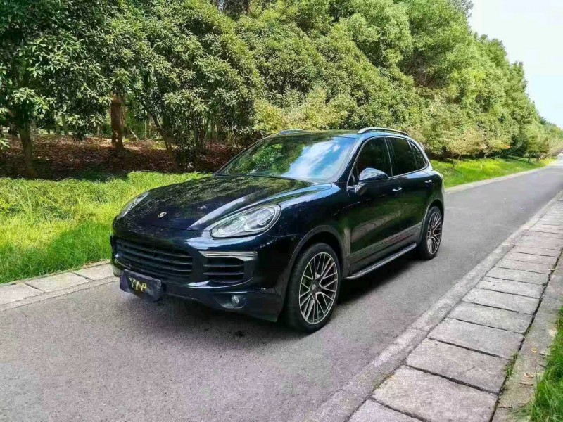 台州16年保时捷卡宴3