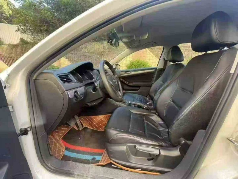 佛山19年大众速腾5