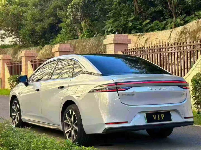 汕頭22年傳祺埃安S7