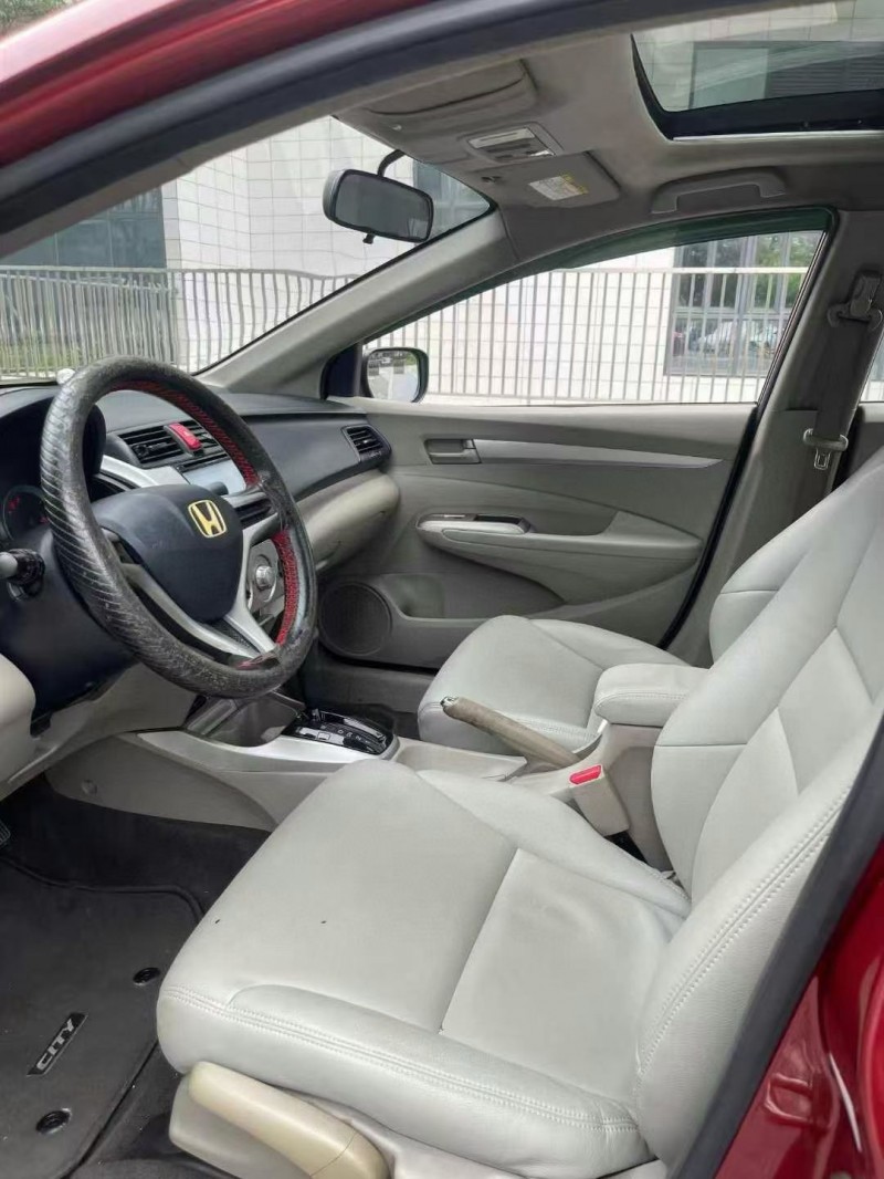 佛山10年本田锋范5