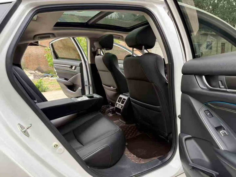 徐州22年本田雅阁7