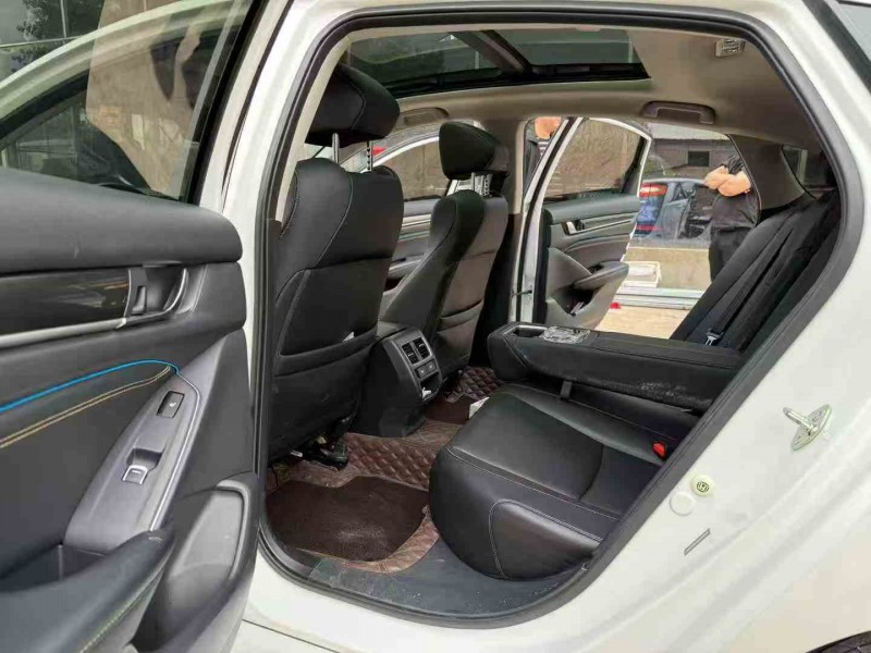 徐州22年本田雅阁8