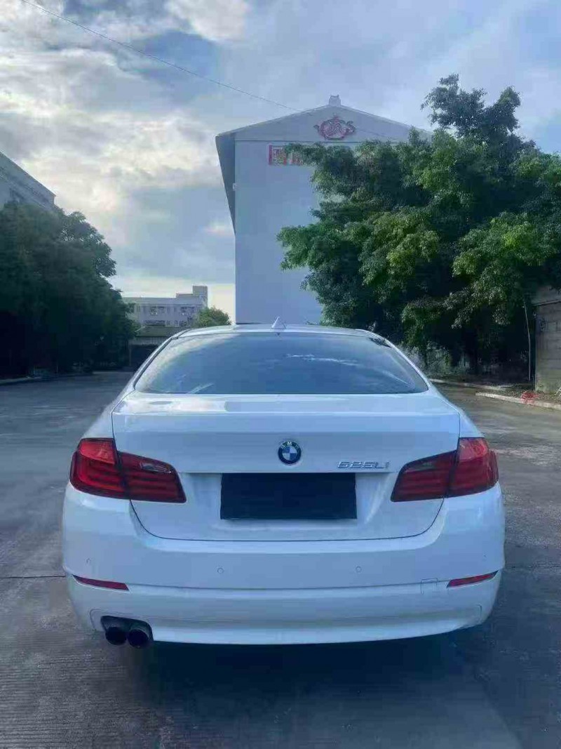 泉州12年宝马5系9