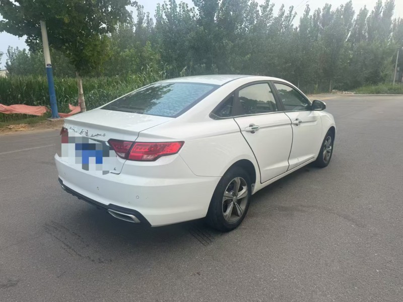 滨州18年吉利帝豪7