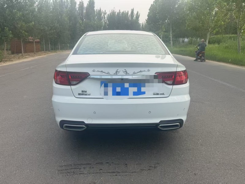 滨州18年吉利帝豪9