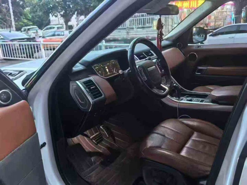 三明14年路虎揽胜运动6