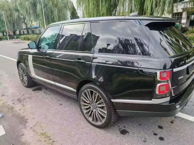 济宁18年路虎揽胜行政7