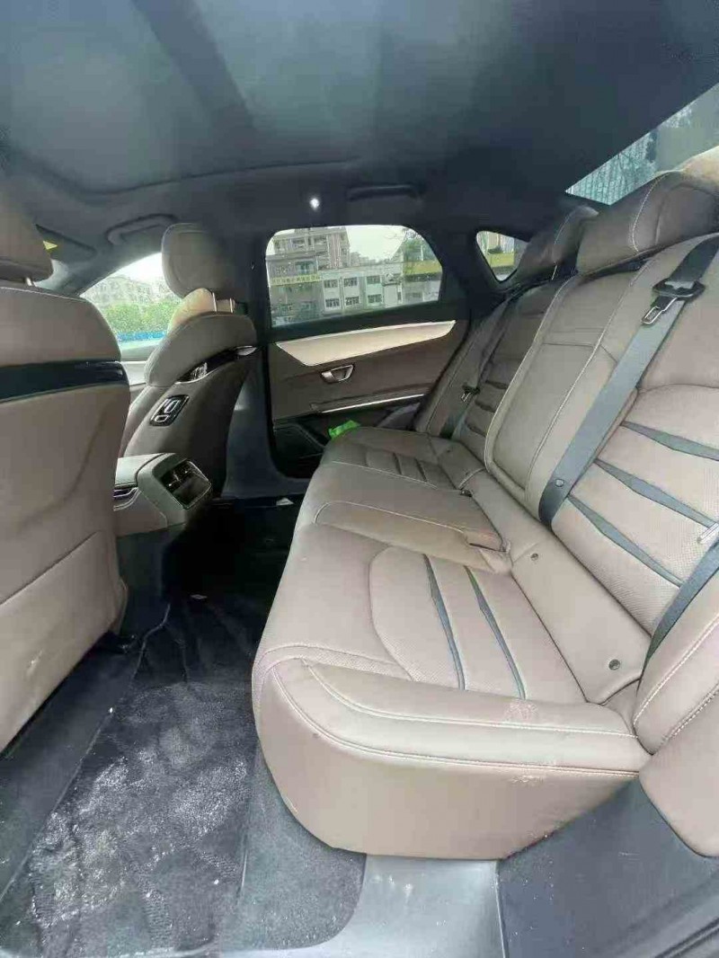 汕头21年比亚迪汉6