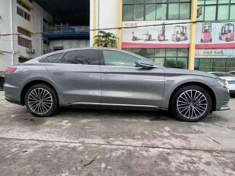 汕头21年比亚迪汉7