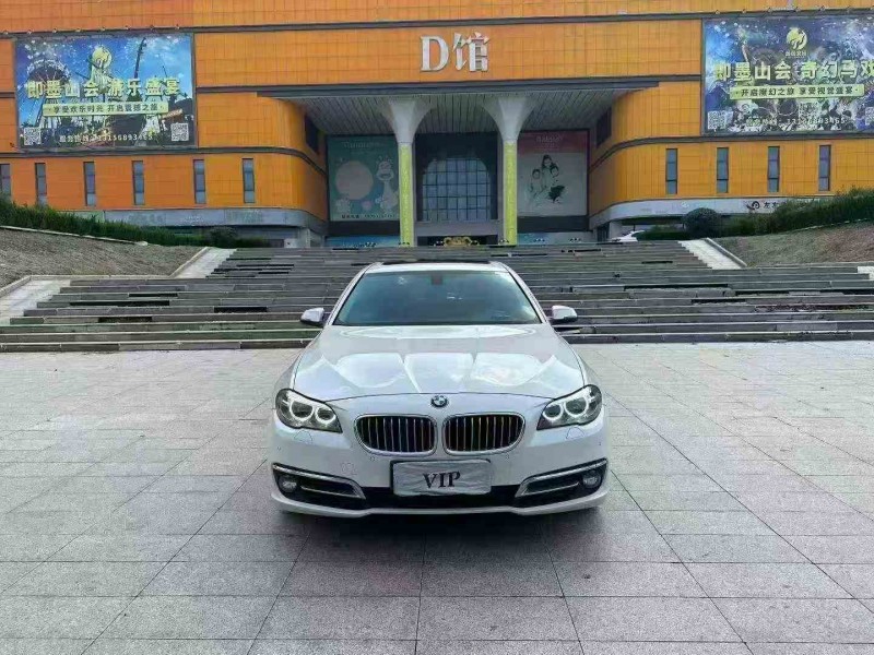青岛16年宝马5系1