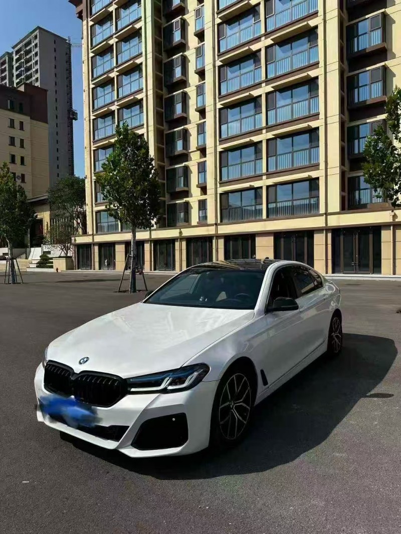 青岛16年宝马5系3