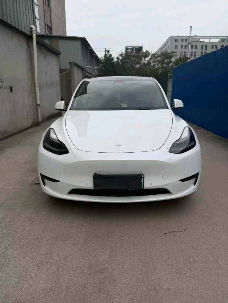 绍兴22年特斯拉MODEL Y1