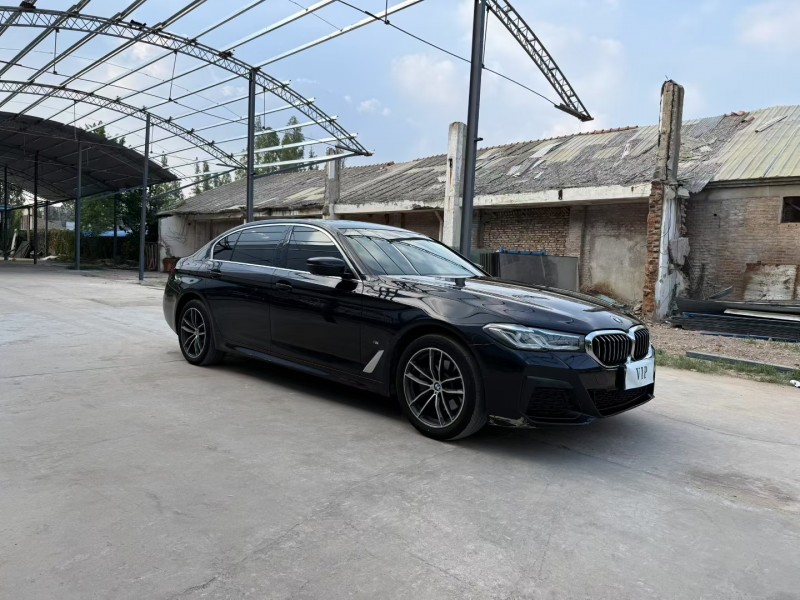 徐州22年宝马5系3