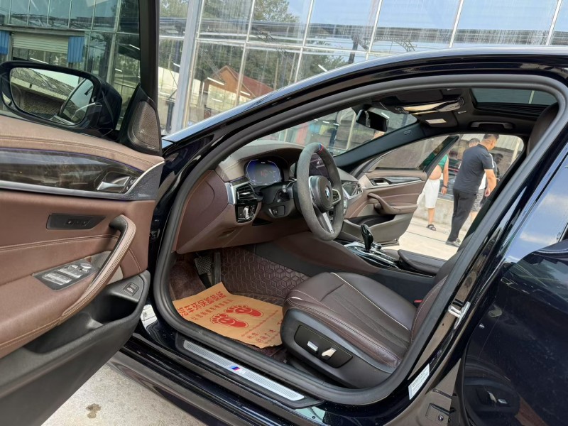 徐州22年宝马5系4