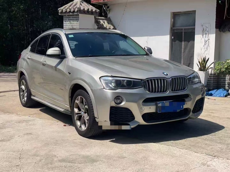 济宁16年宝马X43