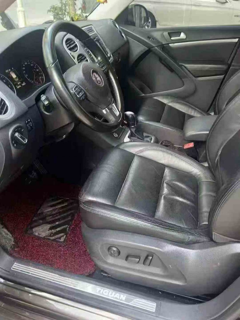 珠海16年大众途观5