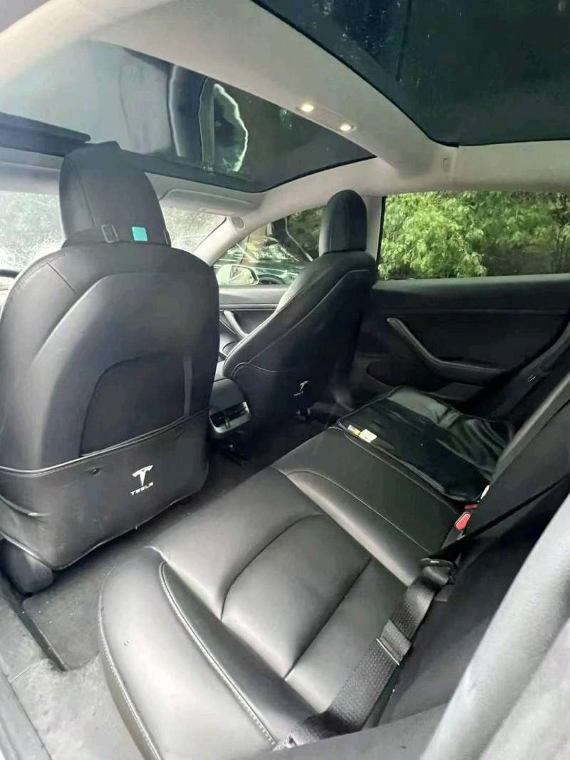 娄底20年特斯拉MODEL 35