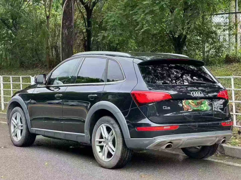 汕头19年奥迪Q57