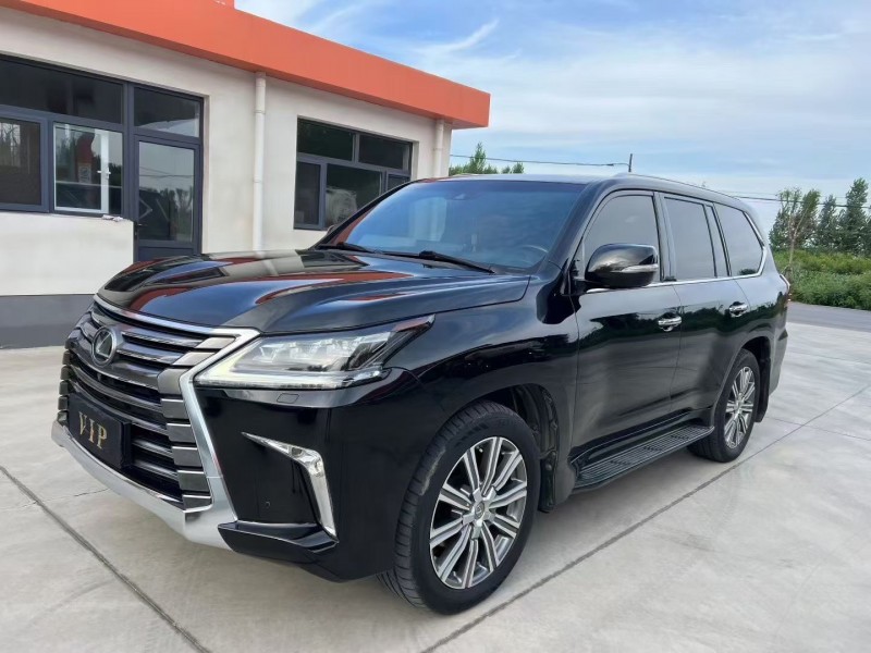 唐山17年雷克萨斯LX4