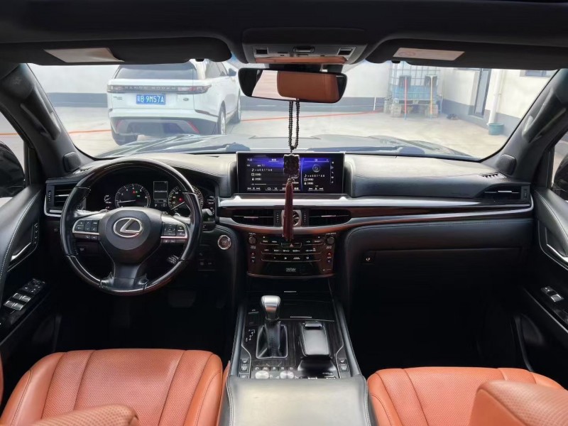 唐山17年雷克萨斯LX6