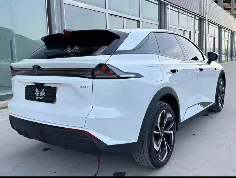 丽江25年长安汽车深蓝8