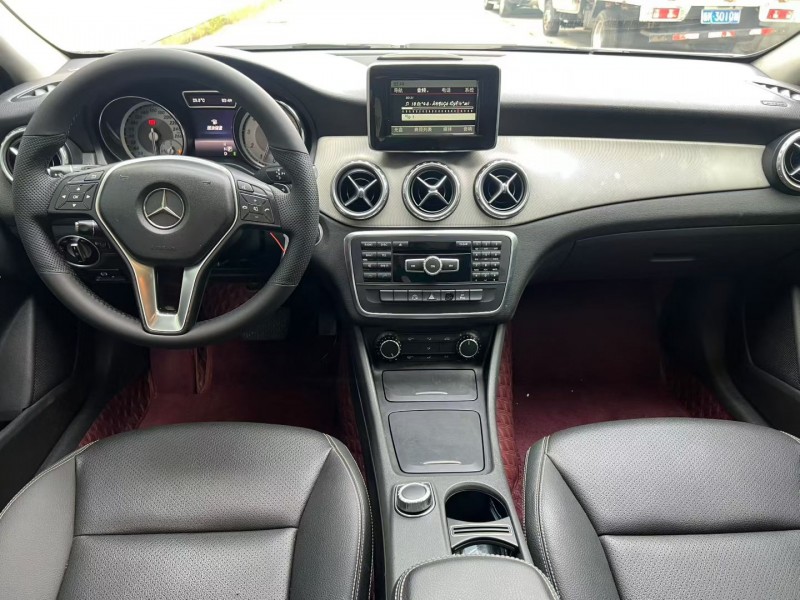 吉林15年奔驰GLA5