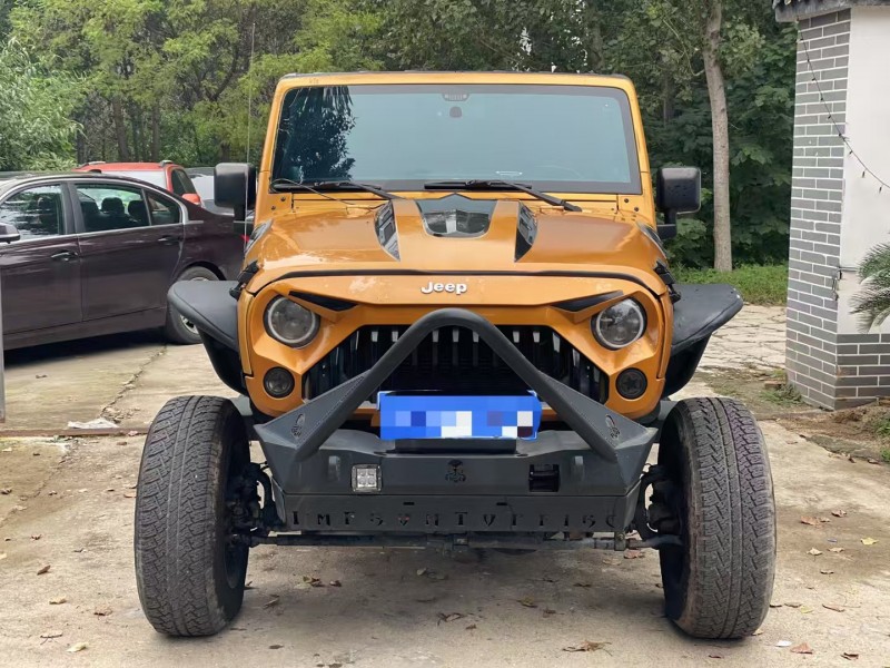 济宁14年Jeep牧马人1