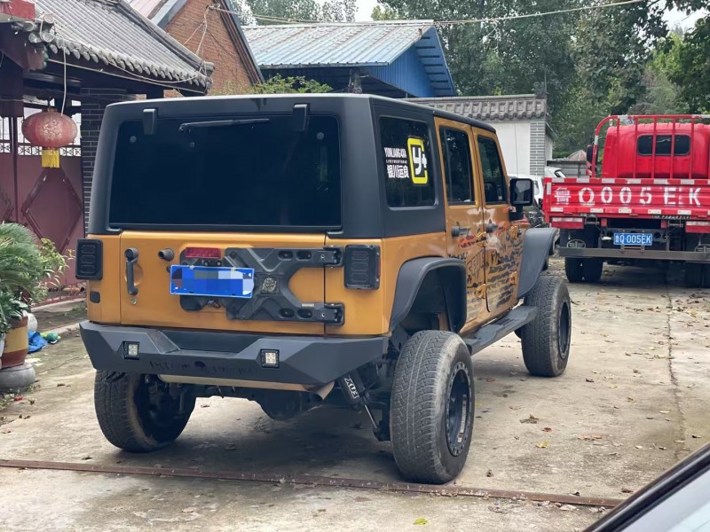 济宁14年Jeep牧马人7