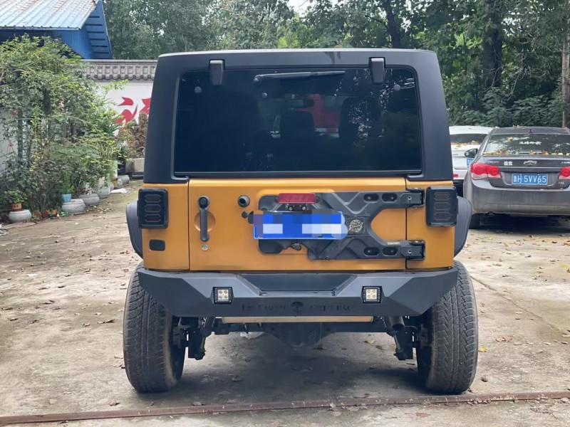 济宁14年Jeep牧马人9