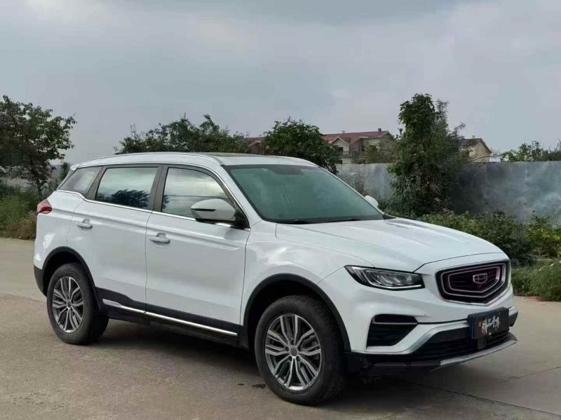 潍坊20年吉利博越3