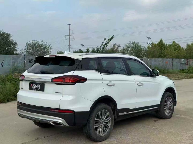 潍坊20年吉利博越7