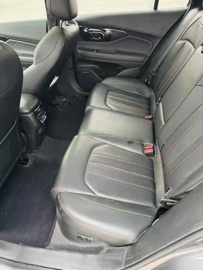 枣庄22年传祺影豹6