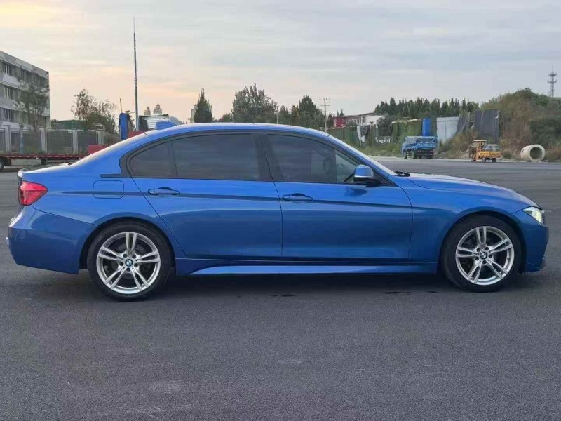 保定18年宝马3系7