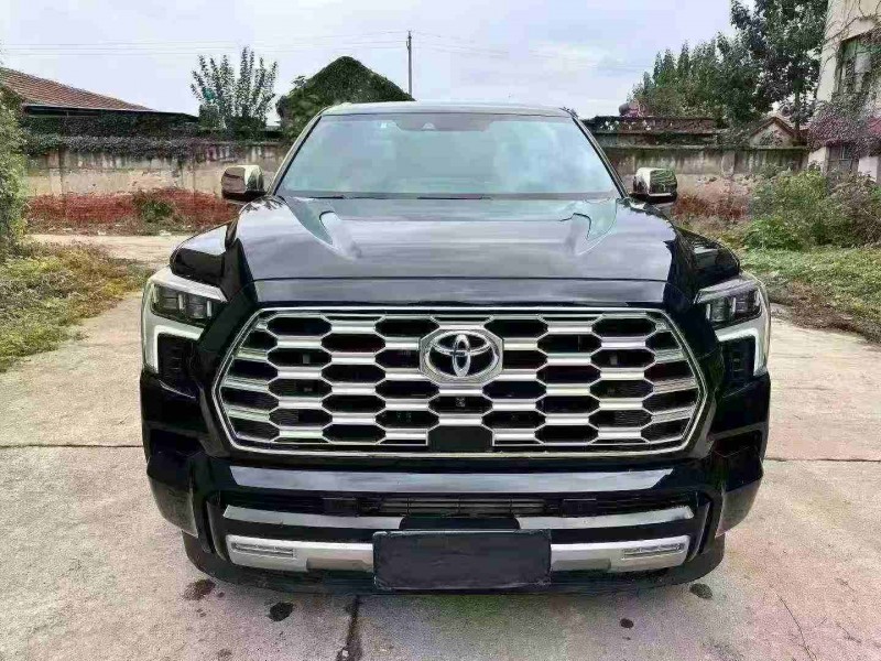 威海24年丰田红杉1