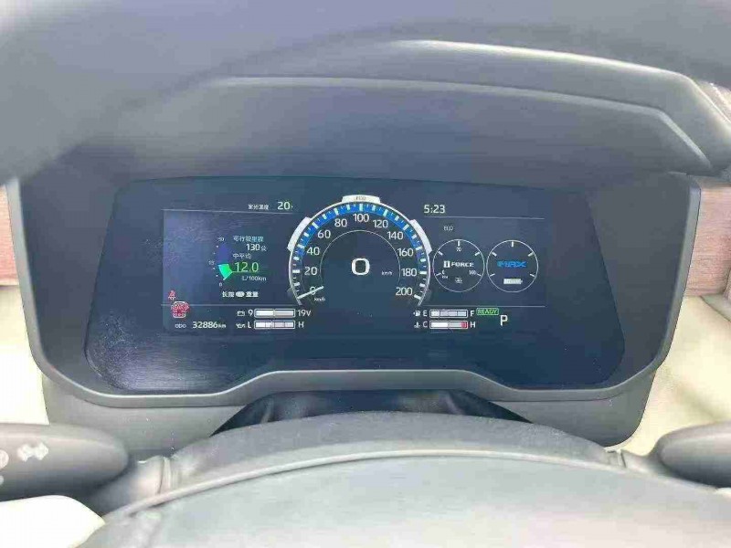 威海24年丰田红杉5